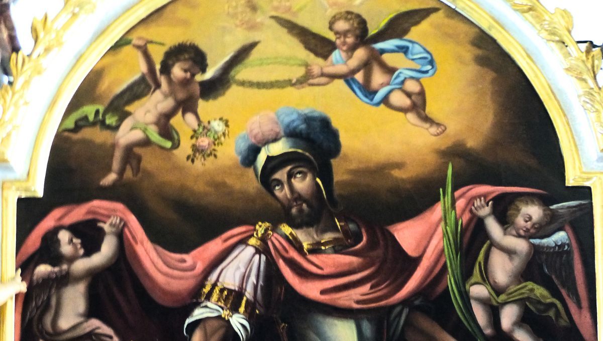 Este santo es considerado un símbolo de fidelidad y valentía.