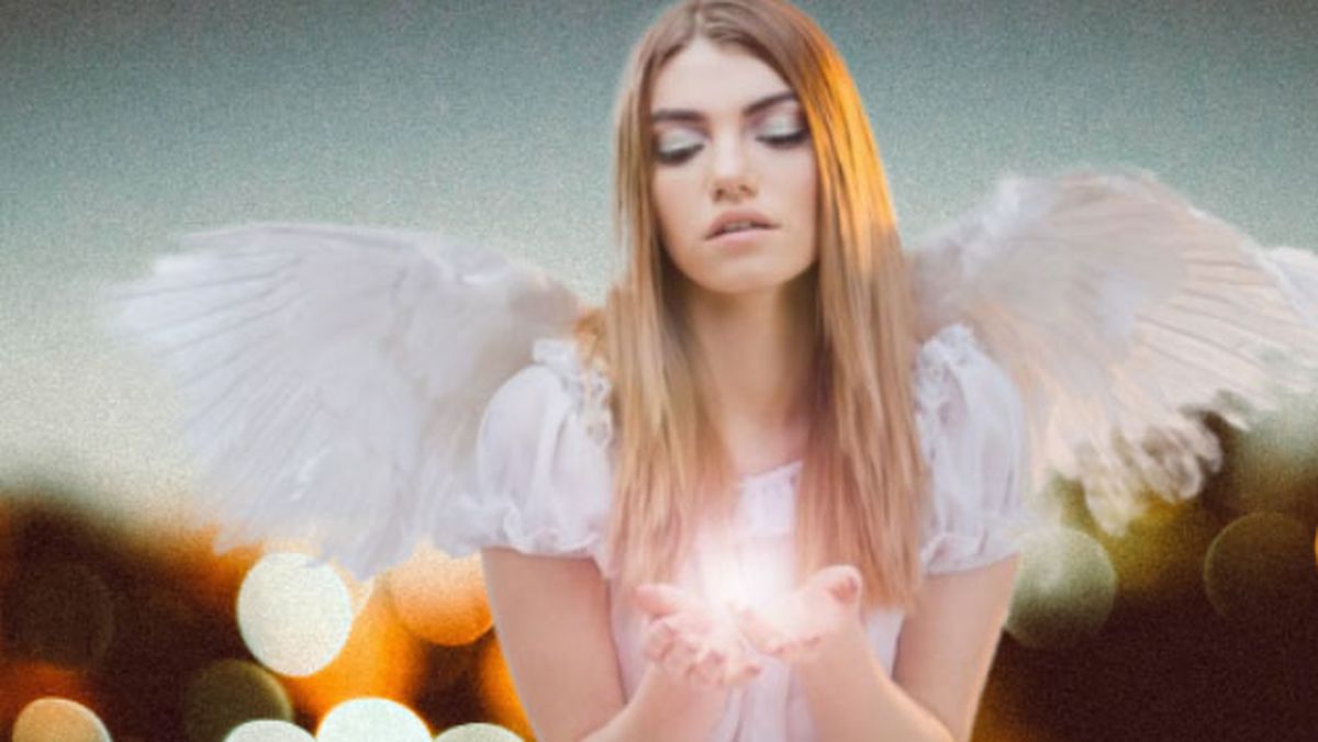 Los nacidos en junio pueden contactar a su ángel de la guarda. Los nacidos en junio pueden contactar a su ángel de la guarda.