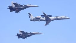 La potencia nuclear que se une con China y desafía a India con 40 aviones de caza furtivo La potencia nuclear que se une con China y desafía a India con 40 aviones de caza furtivo