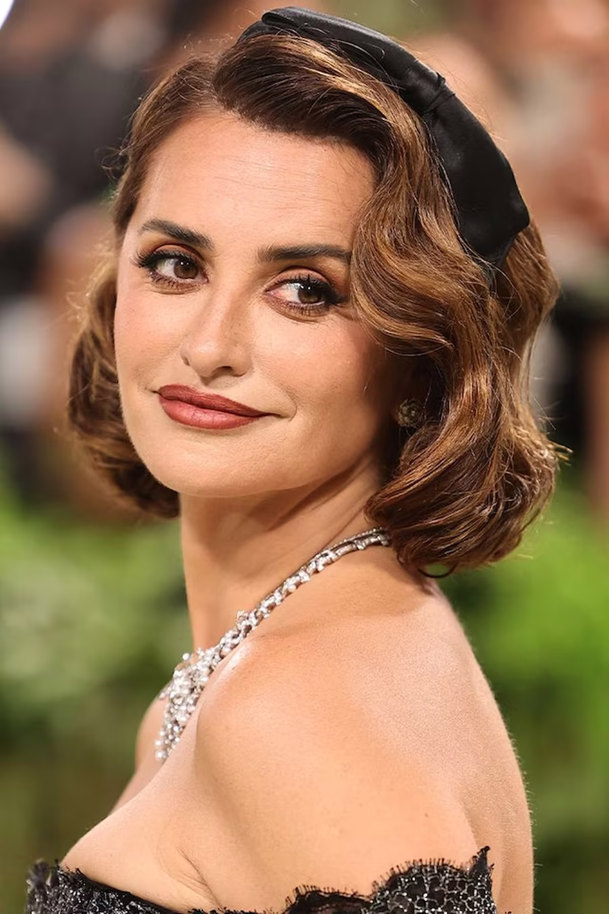 Penelope Cruz luciendo un estilo old money bob. Imagen: Vogue Penelope Cruz luciendo un estilo old money bob. Imagen: Vogue