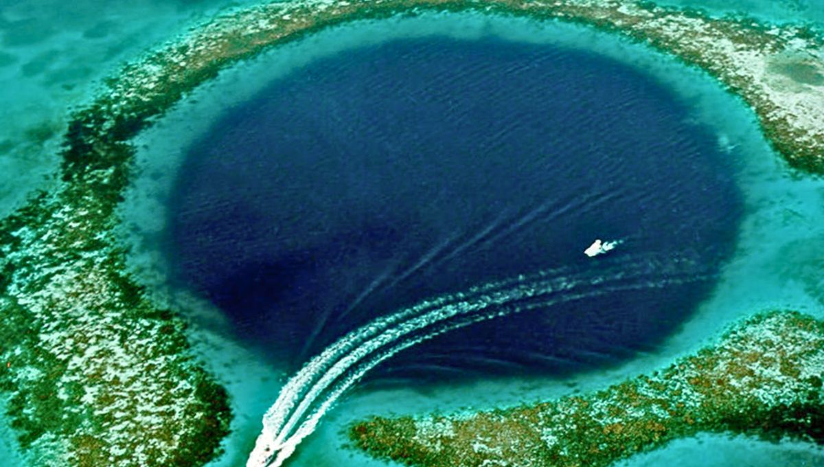 El agujero azul más profundo del mundo se encuentra a 7000 kilometros de Argentina