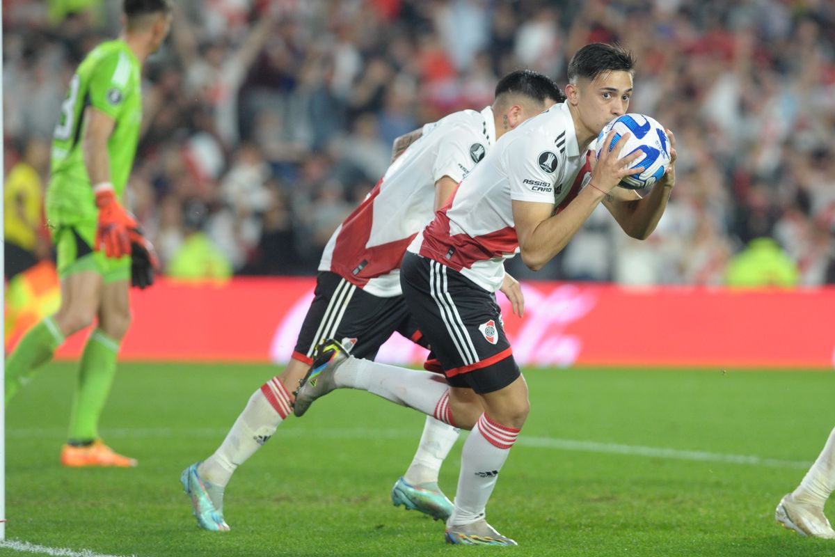 Pablo Solari fue el héroe de la noche de River ante Inter de Porto Alegre Pablo Solari fue el héroe de la noche de River ante Inter de Porto Alegre