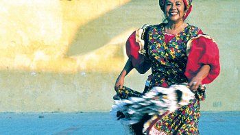 Folclore colombiano para bailarlo en Mendoza