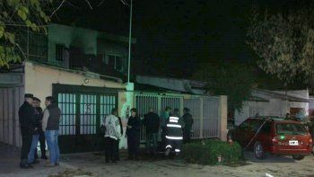 Dos hermanitos murieron asfixiados al incendiarse su casa en Godoy Cruz