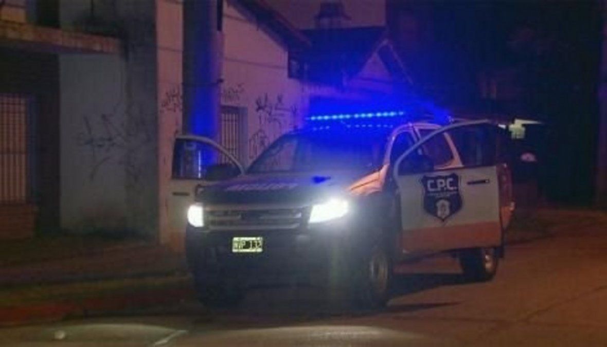 Intento de femicidio. Una mujer está grave tras ser apuñalada por su expareja.