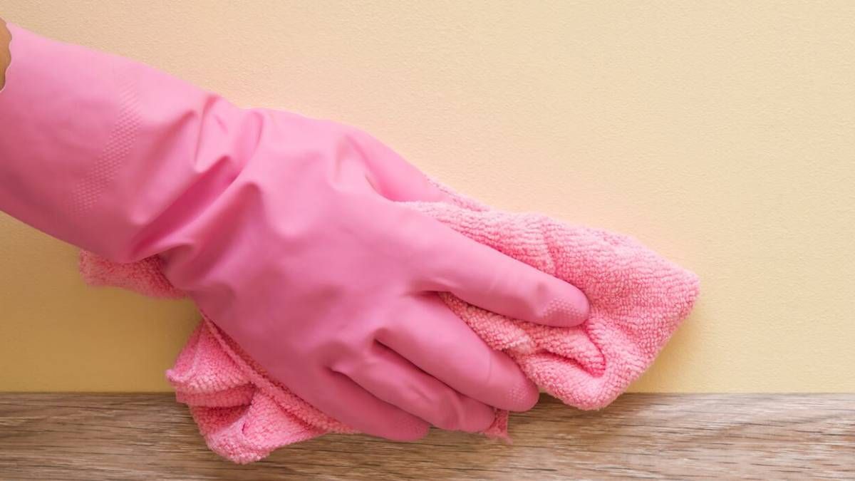 Recupera las paredes de tu hogar con este truco casero de limpieza y elimina por completo las manchas y la suciedad en ellas. Recupera las paredes de tu hogar con este truco casero de limpieza y elimina por completo las manchas y la suciedad en ellas.