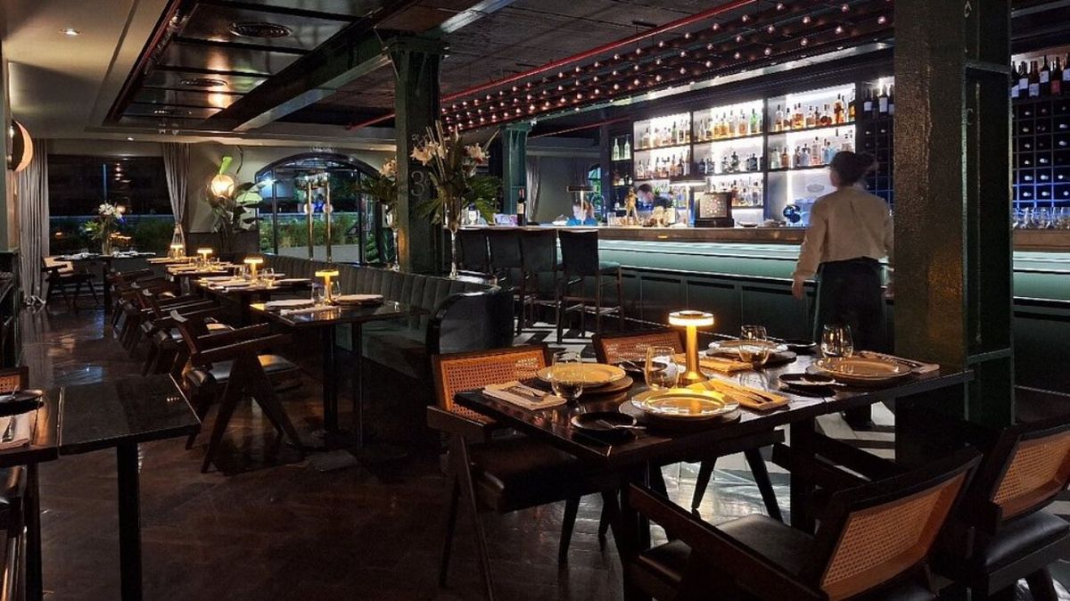 Asado argentino: cuánto cuesta comer en un restaurante recomendado en la Guía Michelín