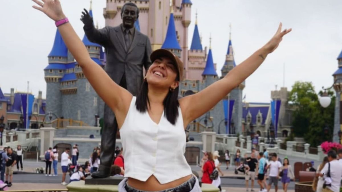La foto de Angela Leiva en Disney que causó furor: Es igual a Georgina Rodríguez
