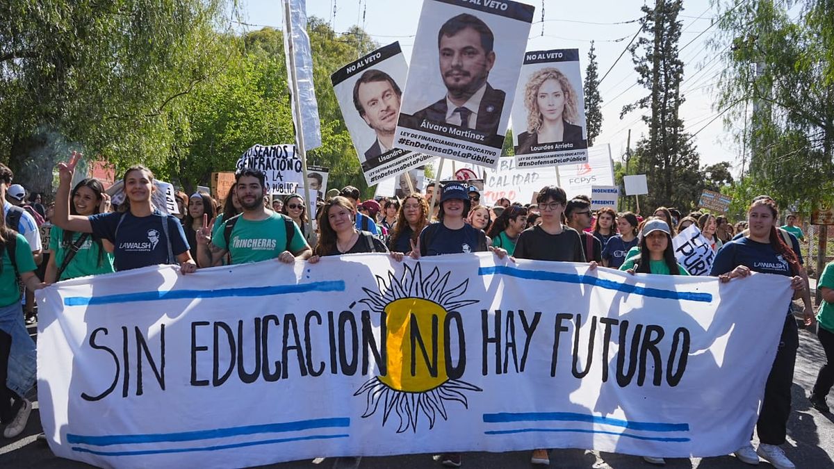 El Consejo Interuniversitario rechazó de plano el anuncio de Javier Milei para las universidades y aseguró que solo consolida el ajuste. 