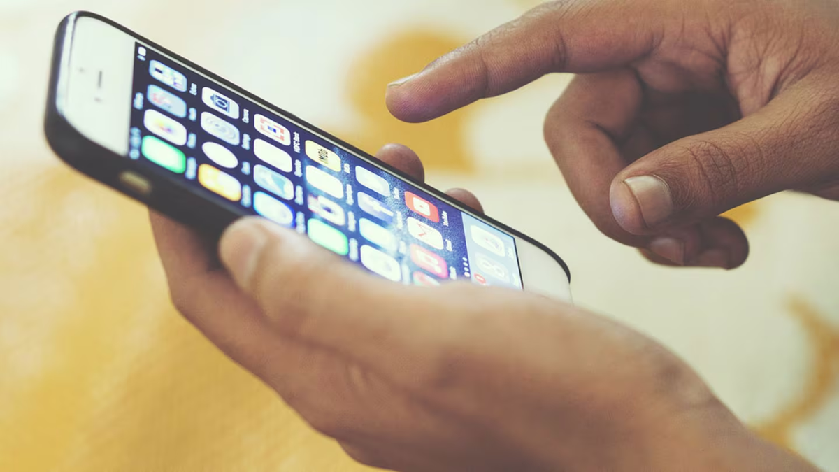 Los tres niveles de seguridad para evitar los hackeos en el celular. Los tres niveles de seguridad para evitar los hackeos en el celular.