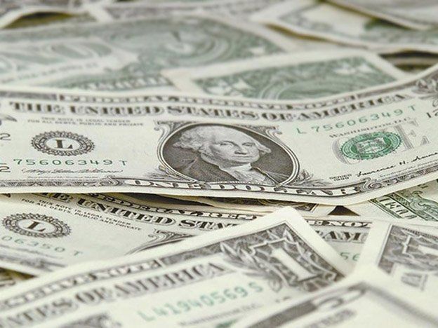 El dólar blue subió a $12,70 y la cotización oficial ganó un centavo