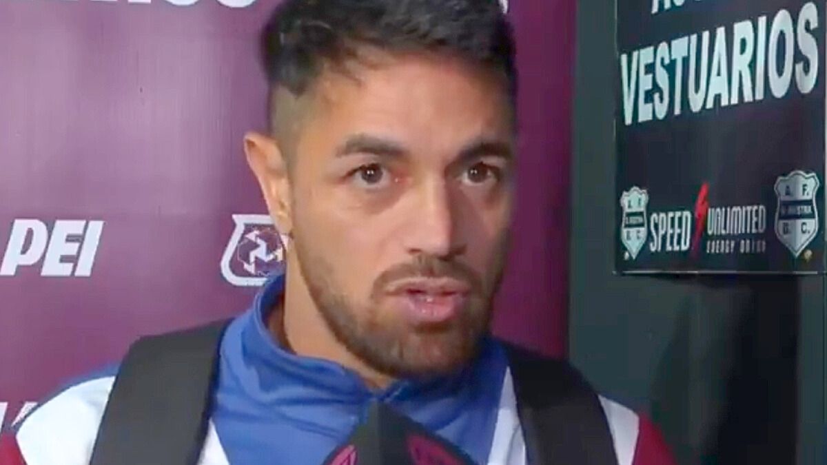 Acosta no tuvo reparos en criticar el arbitraje.