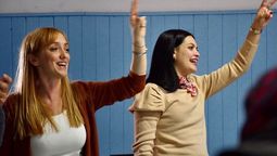 Anabel Fernández Sagasti junto a su sucesora en la presidencia del PJ, Flor Destéfanis.