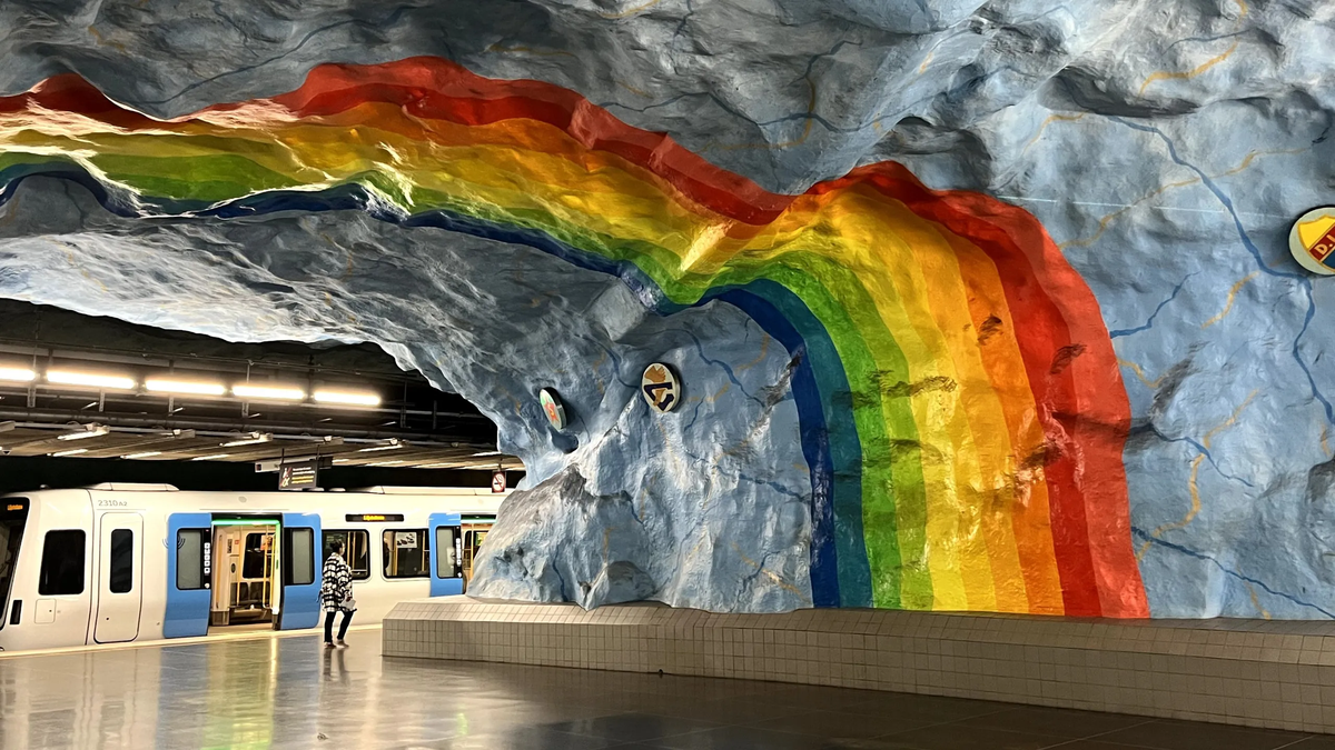 La estación tiene murales y obras de arte. Imagen: admagazine.com La estación tiene murales y obras de arte. Imagen: admagazine.com