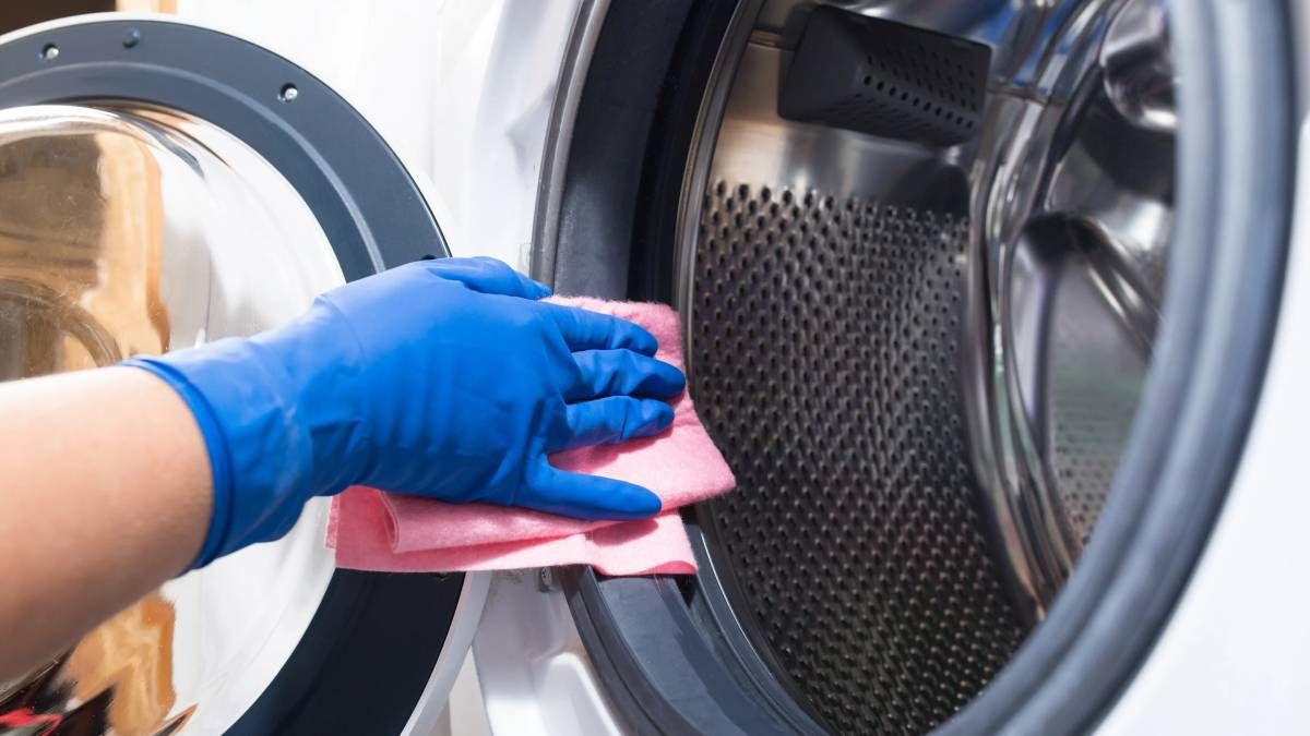 El excelente truco de limpieza para dejar impecable el tambor del lavarropas