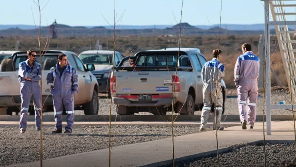 YPF acelera su salida de las áreas maduras de Mendoza. YPF acelera su salida de las áreas maduras de Mendoza. 