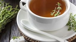 Beneficios. El té de orégano es antiinflamatorio, antiviral y antimicrobiano. Beneficios. El té de orégano es antiinflamatorio, antiviral y antimicrobiano.
