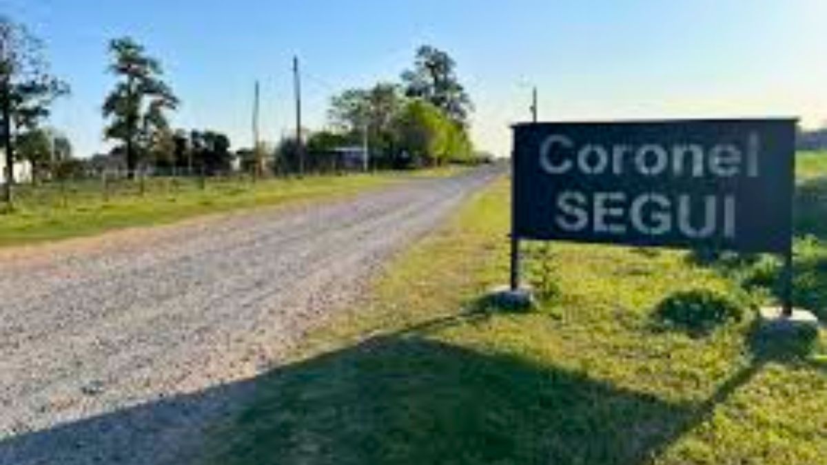 El pueblo está marcado por el ambiente rural. El pueblo está marcado por el ambiente rural.