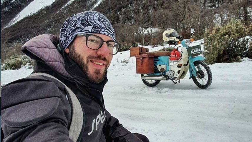 Quién es el youtuber viajero que quedó varado en Ushuaia por la pandemia