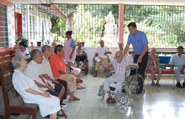 Inspeccionan el funcionamiento de los geriátricos en Alvear