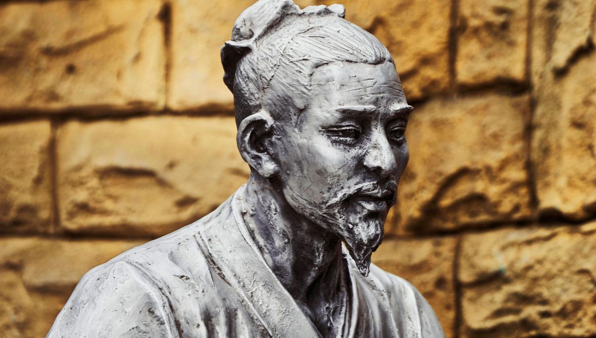 Los proverbios chicos son frases concisas, que se han mantenido vigentes por su capacidad para simplificar dilemas complejos, orientar las acciones diarias y valorar lo que tenemos en vida. Los proverbios chicos son frases concisas, que se han mantenido vigentes por su capacidad para simplificar dilemas complejos, orientar las acciones diarias y valorar lo que tenemos en vida.