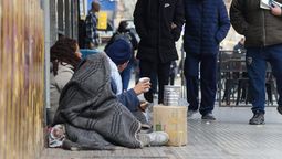 Mientras el informe de Nación advierte que hay 422 personas en situación de calle en Mendoza, las ONG de la Red Calle indicaron que son al menos 1044. Mientras el informe de Nación advierte que hay 422 personas en situación de calle en Mendoza, las ONG de la Red Calle indicaron que son al menos 1044.