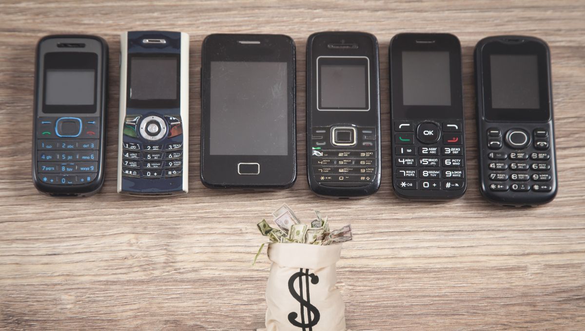 ¡Atención coleccionistas! Si tienes uno de estos celulares antiguos