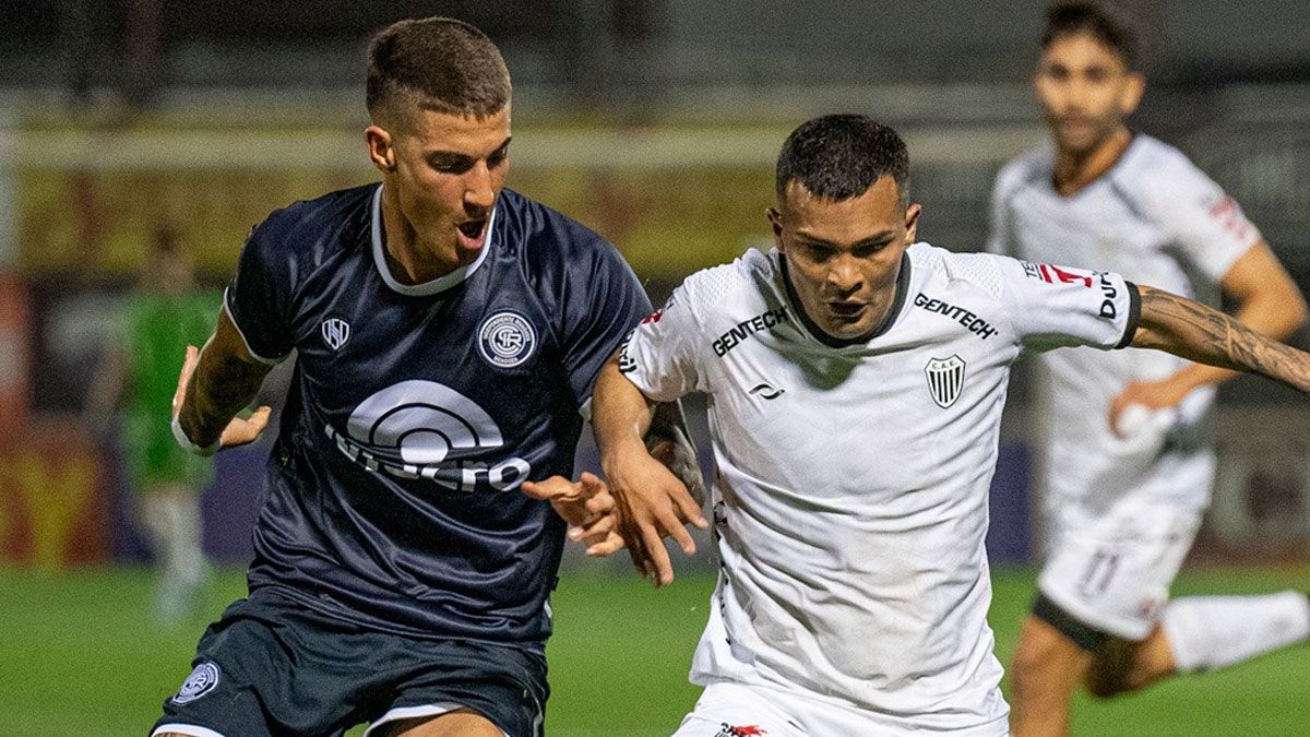 Independiente Rivadavia sigue brillando más que nunca en la Primera Nacional.