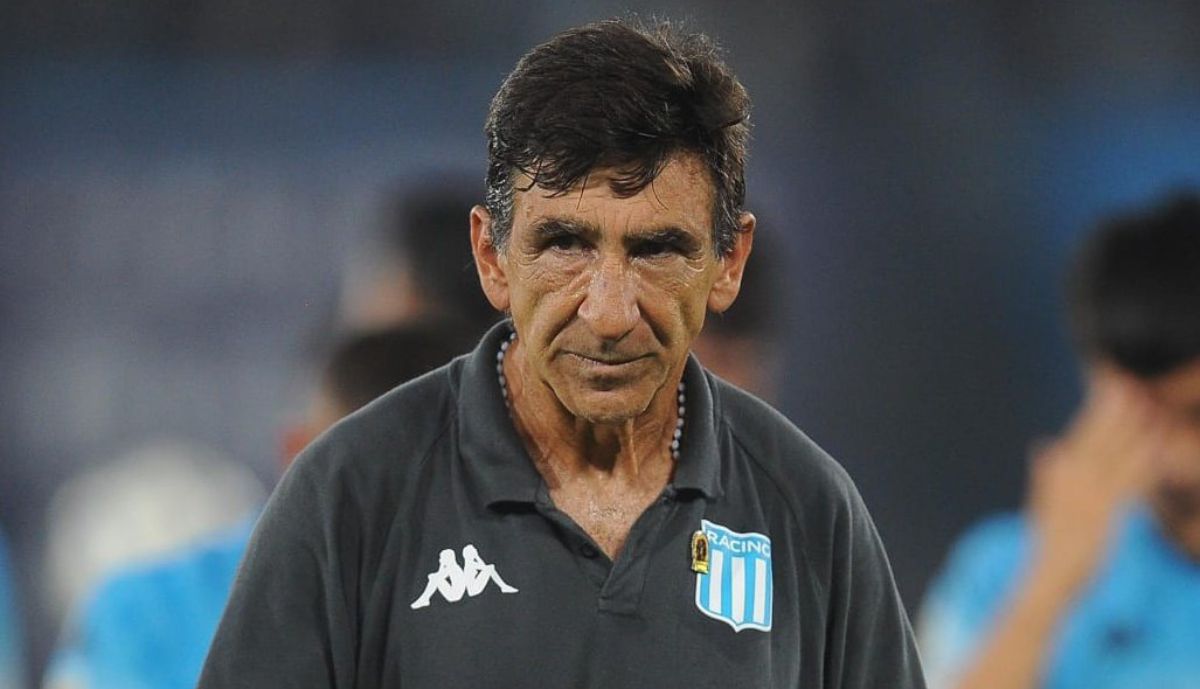 El DT de Racing explicó el inexplicable 4 a 4.