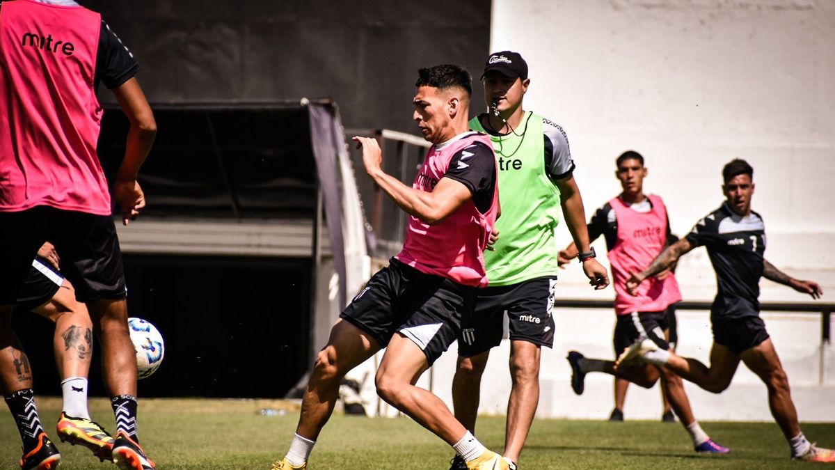 Gimnasia y Esgrima entrenó en el Víctor Legrotaglie de cara al choque de ida ante Deportivo Madryn.