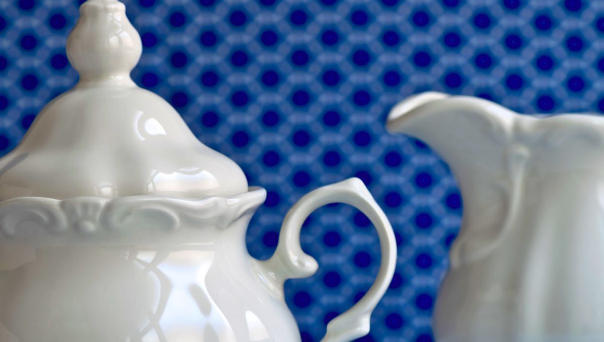 En muchas casas hay objetos de porcelana, tal c&oacute;mo este tipo de lecheras.