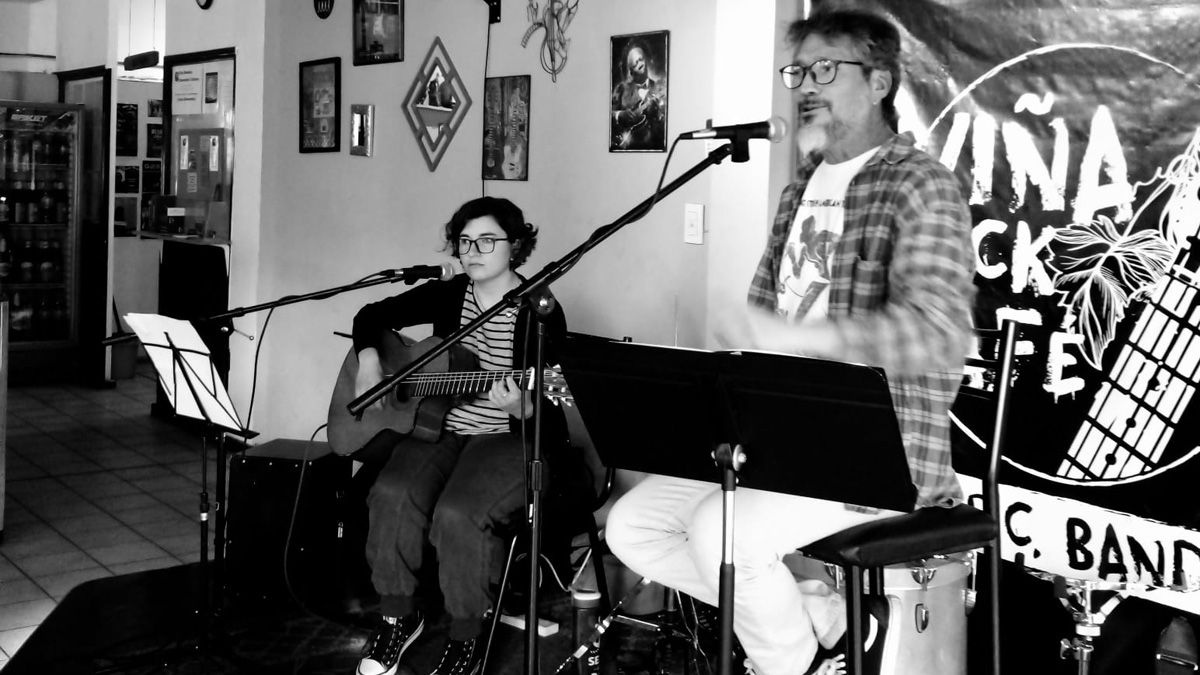 Fernando Blue Montaña se presentará en el Viña Rock Café,