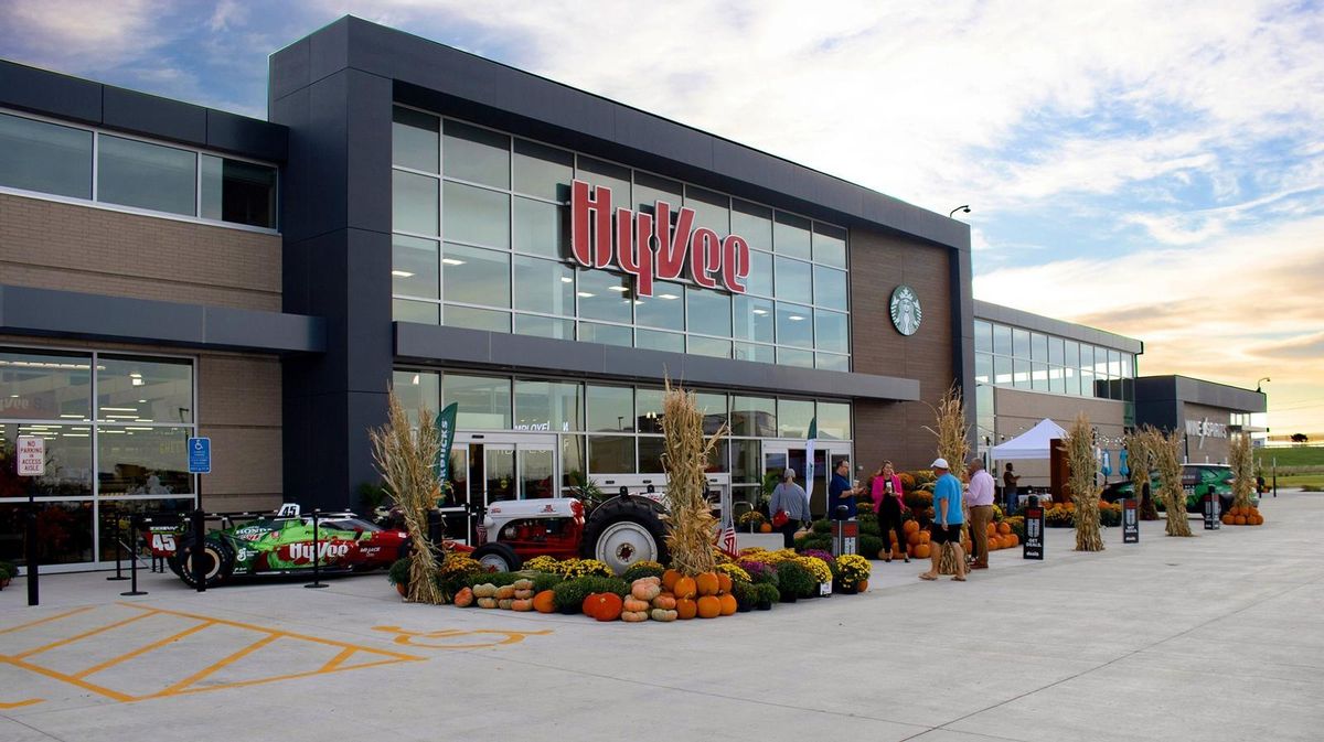 Hy-Vee, el supermercado elegido como el mejor en Estados Unidos, superando a Walmart y Costco. Hy-Vee, el supermercado elegido como el mejor en Estados Unidos, superando a Walmart y Costco.
