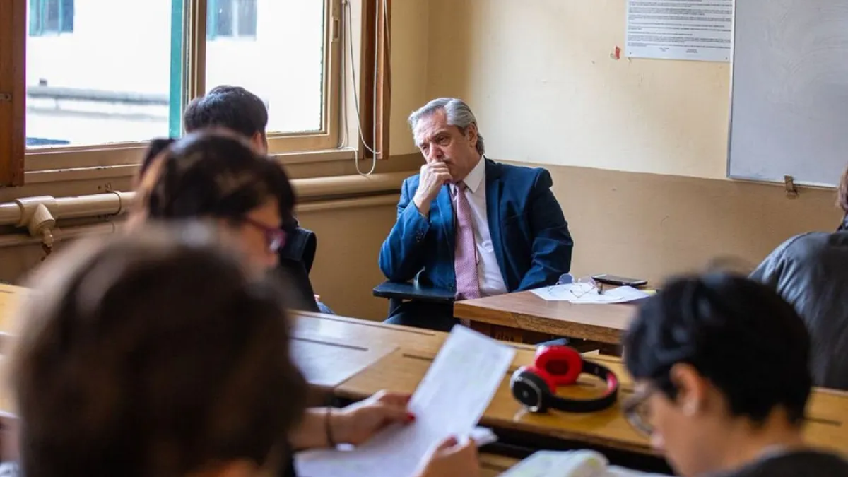 Alberto Fernández dejará de dar clases en la UBA porque no se anotaron suficientes alumnos en su curso. (Foto: archivo)