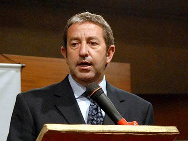 Con la mira en el 2015, Cobos sale a despejar el estigma de la Alianza