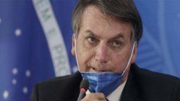 La familia de Bolsonaro da negativo de COVID mientras él sigue infectado y aislado
