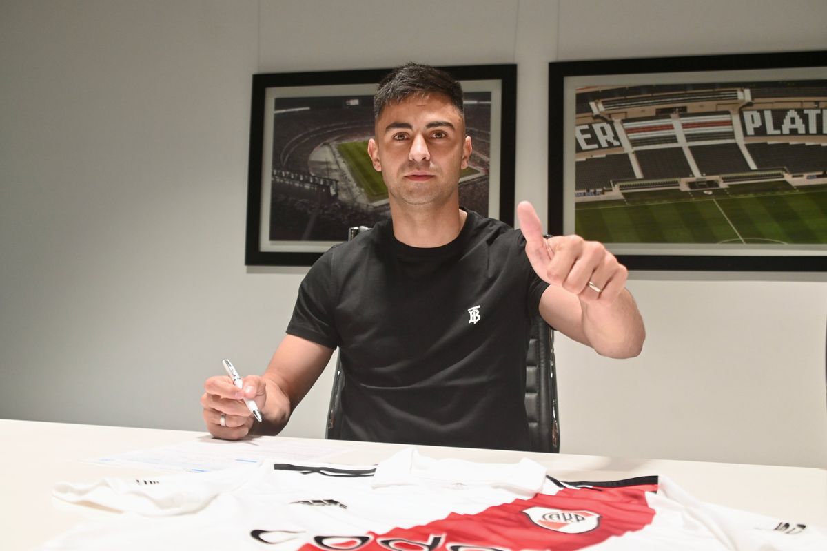 El Pity Martinez volvió a River y revolucionó a los hinchas millonarios
