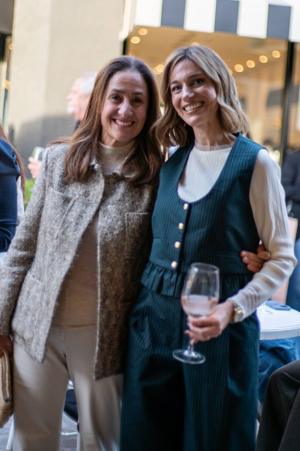Sofía Pescarmona junto a Ana Paula Marún, una de las dueñas de los espacios de belleza Sis Care. Sofía Pescarmona junto a Ana Paula Marún, una de las dueñas de los espacios de belleza Sis Care.
