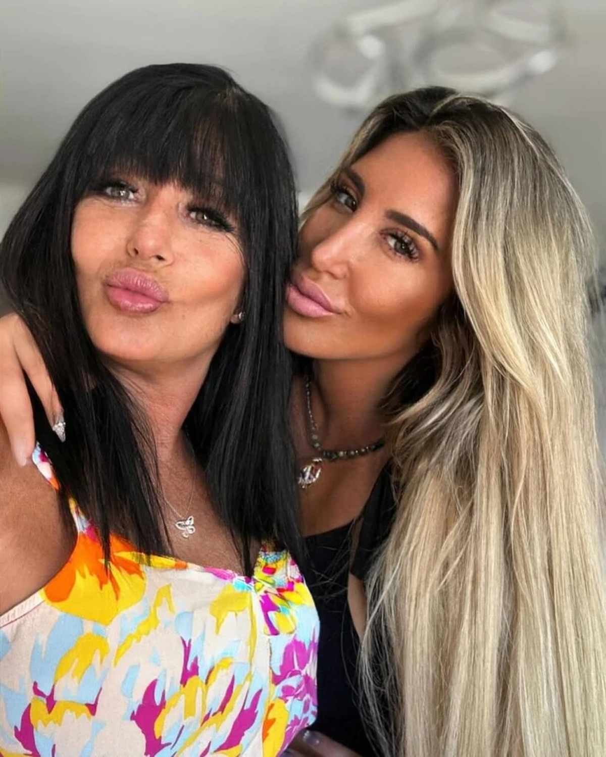 Elizabeth Rodrigo fue detenida, acusada de integrar una red de trata de personas. Elizabeth Rodrigo fue detenida, acusada de integrar una red de trata de personas.