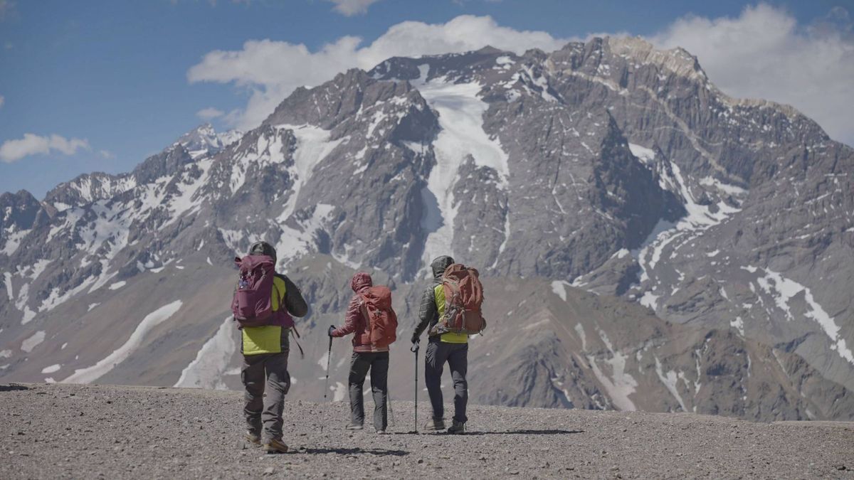 El equipo de El Siete tiene todo listo para emprender la caminata hacia Confluencia, el primer campamento del Aconcagua.