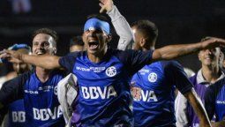 El resultado de la patada criminal: 20 puntos en la frente