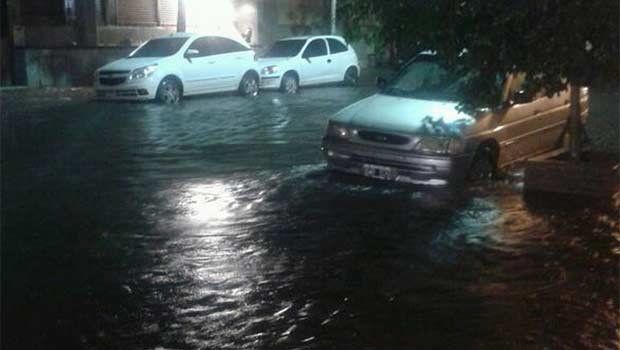 La tormenta causó estragos en Buenos Aires, anegó barrios y hubo evacuados