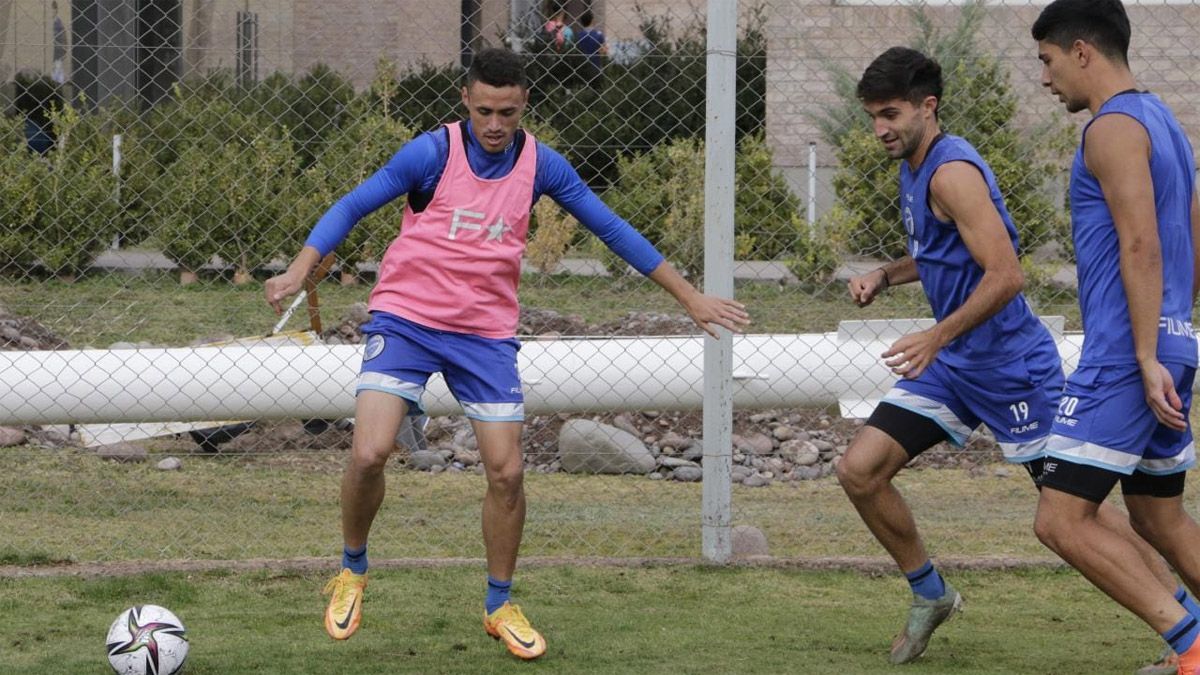 La Posible Alineaci N De Godoy Cruz Para Jugar Ante Trist N Su Rez Por Copa Argentina