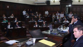 Para tratar el Presupuesto, el PJ le marcó la agenda a Alfredo Cornejo