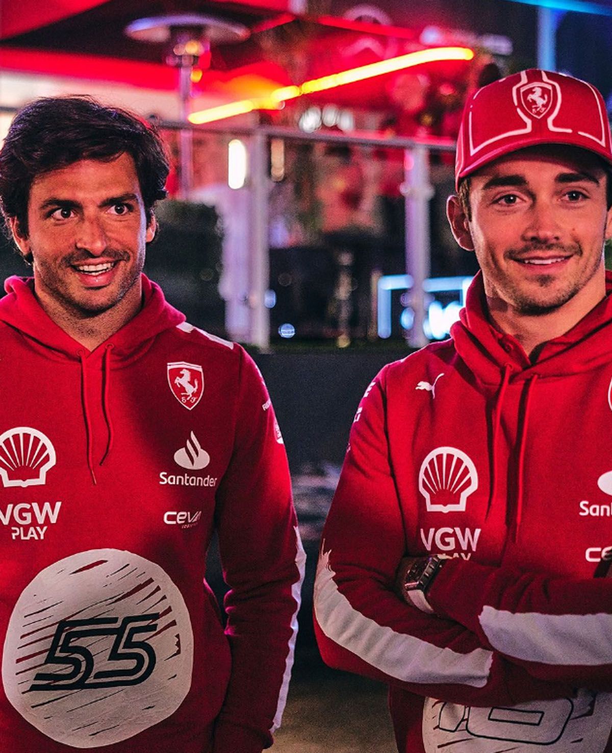 Carlos Sainz y Charles Leclerc, ambos con Ferrari, estarán en el GP de Las Vegas de F1 Carlos Sainz y Charles Leclerc, ambos con Ferrari, estarán en el GP de Las Vegas de F1