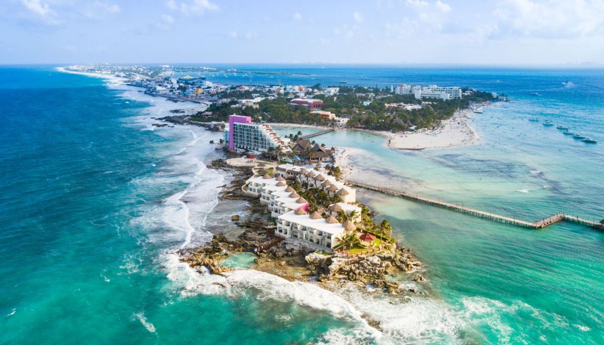 Isla Mujeres queda en el mar Caribe mexicano, a solo unos kilómetros frente a la costa de Cancún. Imagen: Pexels. Isla Mujeres queda en el mar Caribe mexicano, a solo unos kilómetros frente a la costa de Cancún. Imagen: Pexels.