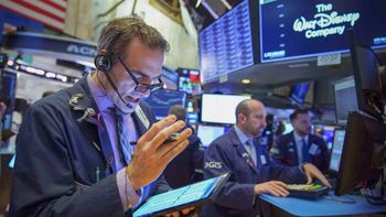 Las acciones y los bonos argentinos cerraron la semana en alza en un mercado con mayor optimismo Las acciones y los bonos argentinos cerraron la semana en alza en un mercado con mayor optimismo