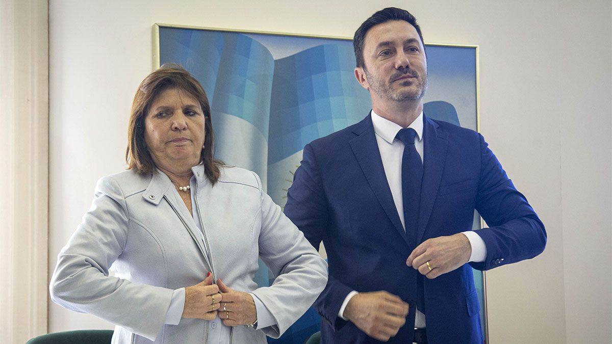 Por su buena elección en la interna provincial Luis Petri fue propuesto como candidato a vice de Patricia Bullrich. Por su buena elección en la interna provincial Luis Petri fue propuesto como candidato a vice de Patricia Bullrich.