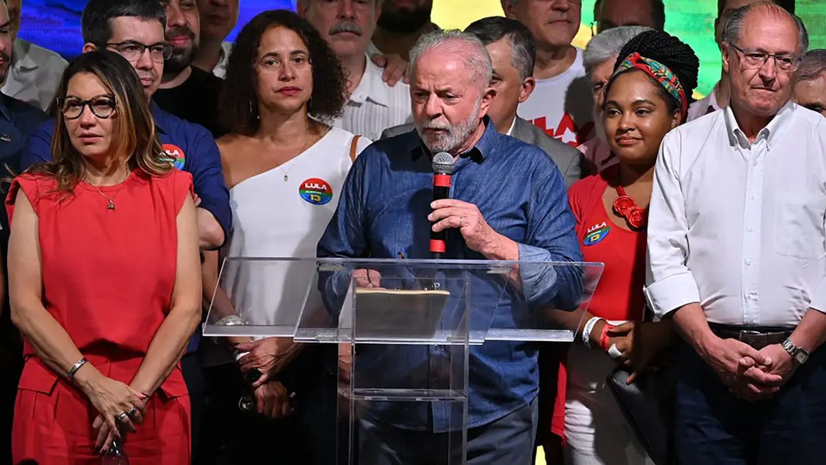 Lula da Silva. Uniremos toda población de Brasil