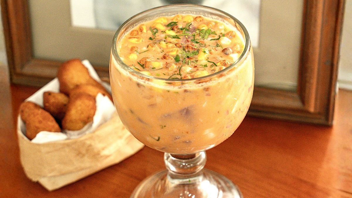 La leche de tigre es el jugo que suelta el pescado y todos los ingredientes luego de cocinar el ceviche. Tiene una receta sencilla y m&uacute;ltiples beneficios para la salud.